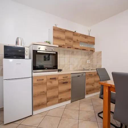 Apartamento By The Sea Sukosan, Zadar - 23119