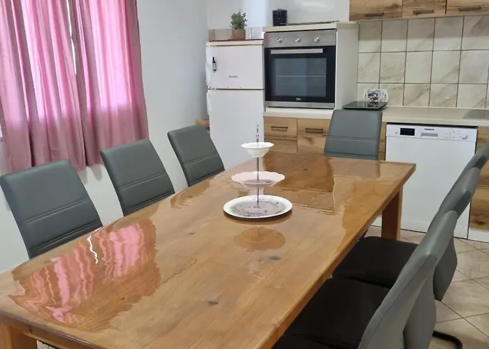 Appartement By The Sea Sukosan, Zadar - 23119 Sukošan